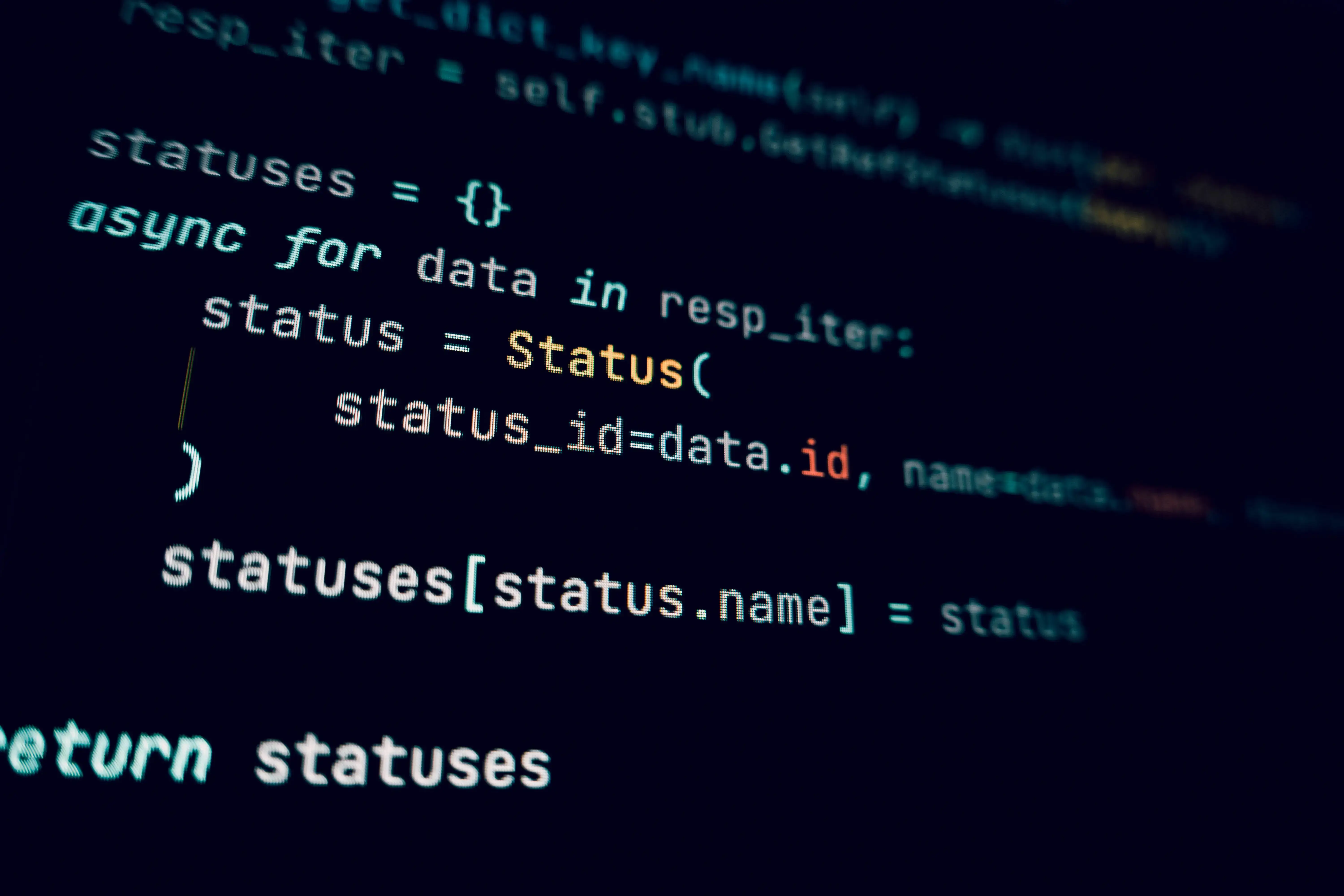 Pantalla de código durante un proyecto de desarrollo de software a la medida para empresas
